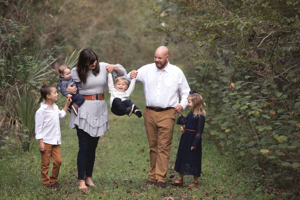 Alderman's Ford Park Family Photo